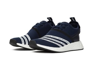 Adidas Bergsteigen NMD R2 PK Herrenblaue Trainer