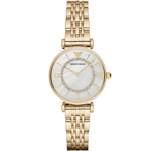 Stilvolle Uhr der Marke Emporio Armani in der Farbe Gold. Die Uhr ist aus rostfreiem Stahl gefertigt. Das Armband ist ebenfalls aus Edelstahl, hat eine Faltschließe und kann kleiner gemacht werden. Das Gehäuse der Uhr hat einen Durchmesser von 32 mm.  Marke: Emporio ArmaniModellname: AR1907 (32mm)Kategorie: DamenarmbanduhrMaterialien: EdelstahlFarbe: gold, weiß