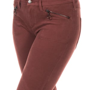 Elastische Hose im Stil einer Leggings mit Gürtelschlaufen 10DBF0752 Frau