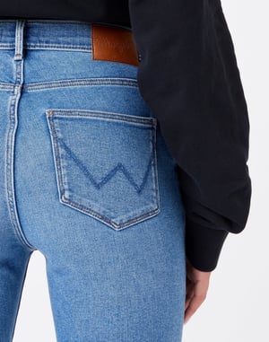 Wrangler - HIGH RISE SKINNY RIVER