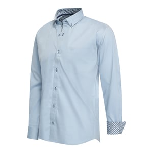 Cappuccino Italia Hemd für Herren. Das Hemd ist aus Baumwolle und Elastan gefertigt und hat eine normale Passform. Auf der Brusttasche ist ein schönes Cappuccino-Logo aufgestickt. Marke: Cappuccino ItaliaModellname: Stretch Shirt AnconaKategorie: HerrenMaterialien: Baumwolle, ElastanFarbe: hellblau