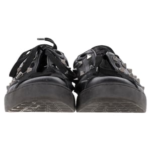 Valentino Garavani Rockstud Schnürsneaker aus schwarzem Kalbsleder
