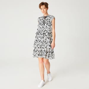 Kurzes Kleid mit Rüschen und Blumendruck