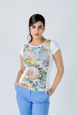 Weißes kurzärmeliges Top mit Blumendruck