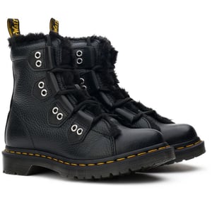 Dr. Martens 1460 Fellstiefel
