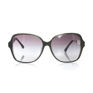 grüne quadratische Sonnenbrille