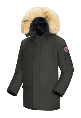 Subprime-Parka für Männer. Der Parka besteht aus hochwertigem Polyester und hat ein warmes Innenfutter. Er ist ideal für die kalten Wintermonate. Der Pelzkragen besteht aus Kunstpelz und ist abnehmbar.