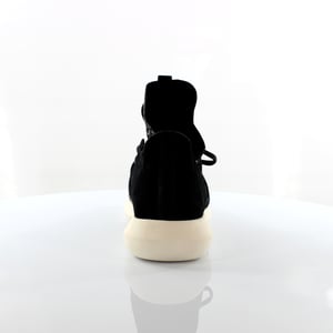 Adidas röhrenförmige trotzige PK Womens Black Trainer