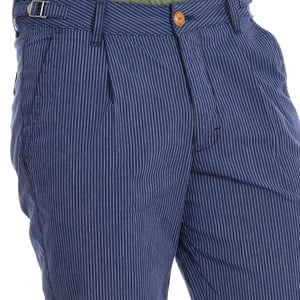 Bermudashorts mit gerade geschnittenem Saum und Gürtelschlaufen TMB006-JQ035 man