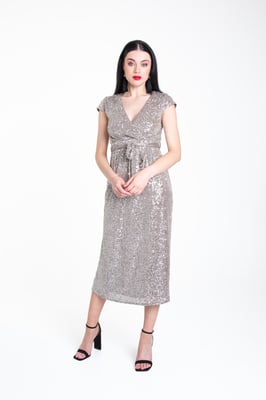 Midi-Wickelkleid mit Paillettengürtel