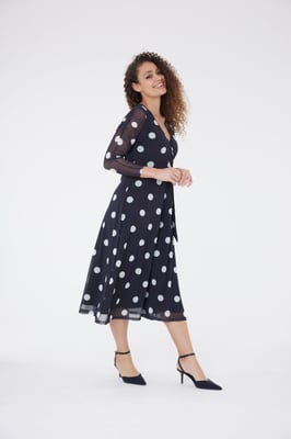 Rebecca gepunktetes Kleid