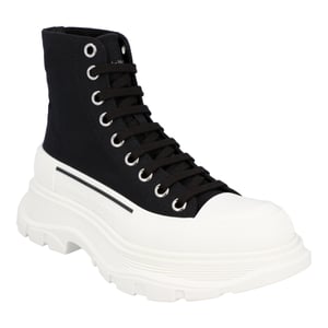 Alexander McQueen Tread Slick Boot in Schwarz/Weiß