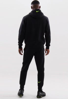Nike Standard Issue Moto Overhead-Trainingsanzug in Schwarz