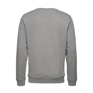 Das Sweatshirt mit Rundhalsausschnitt von Lyle & Scott ist in der Garderobe eines jeden Mannes unverzichtbar und aus gutem Grund ein Klassiker. Hergestellt aus 100 % Bio-Baumwolle und mit unserem stolzen Königsadler versehen, ist es ein vielseitiges Sweatshirt für Männer in einer Farbpalette, die für jeden Geschmack etwas bietet. Plusgröße ist ebenfalls erhältlich. Signature Lyle & Scott Golden Eagle Branding 100 % Bio-Baumwolle Reguläre Passform Maschinenwäsche kalt - 30 Grad Keine Bleiche verwenden Nicht chemisch reinigen Nicht bügeln Muster Nicht im Trockner trocknen Mittlerer Bügelgrad