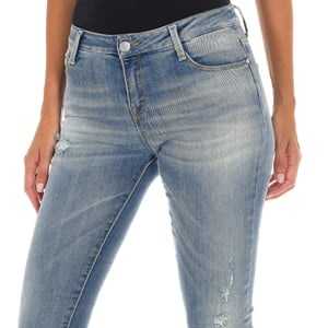 Lange Denim-Hose getragen und zerrissen Wirkung 10DB50305 Frau