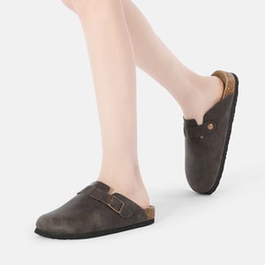 EVER AU Damen Pintail Leder Komfort Clog Sandalen - Braunes geöltes Leder