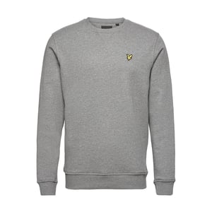Das Sweatshirt mit Rundhalsausschnitt von Lyle & Scott ist in der Garderobe eines jeden Mannes unverzichtbar und aus gutem Grund ein Klassiker. Hergestellt aus 100 % Bio-Baumwolle und mit unserem stolzen Königsadler versehen, ist es ein vielseitiges Sweatshirt für Männer in einer Farbpalette, die für jeden Geschmack etwas bietet. Plusgröße ist ebenfalls erhältlich. Signature Lyle & Scott Golden Eagle Branding 100 % Bio-Baumwolle Reguläre Passform Maschinenwäsche kalt - 30 Grad Keine Bleiche verwenden Nicht chemisch reinigen Nicht bügeln Muster Nicht im Trockner trocknen Mittlerer Bügelgrad