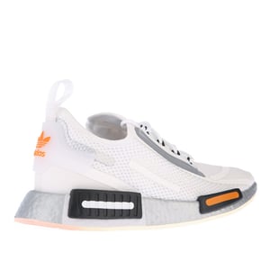 Herren adidas Originals NMD_R1 Spectoo Turnschuhe in Weiß Schwarz