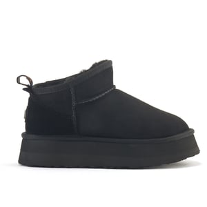 Cosy – Ultrakurze Plateaustiefel in Schwarz