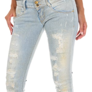 Lange Denim-Hose getragen und zerrissen Wirkung 10DB50130 Frau