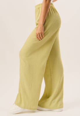Strukturierte Pull-On-Hose mit weitem Bein