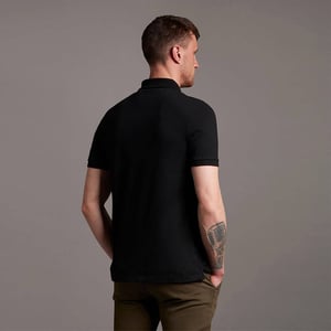 Lyle & Scott Einfarbiges Poloshirt in Schwarz