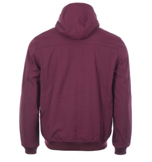Packen Sie sich warm ein mit der Softshell-Jacke von Lyle & Scott. Das minimalistische, schlichte Design mit elastischen Ärmelbündchen, verstellbarer Kapuze, zwei unteren Taschen und einer Brusttasche für die kälteren Monate macht diese regulär geschnittene Jacke zum perfekten Lagenlook.