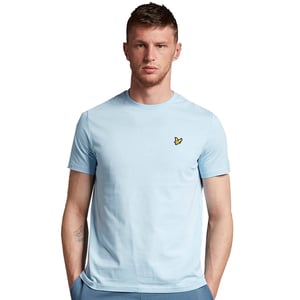 Unsere Plain T-Shirts sind ein luxuriöses Basic für den Kleiderschrank und ein Beweis für die hochwertige Verarbeitung von Lyle & Scott. Diese Herren-T-Shirts eignen sich perfekt für Lagenlooks und sind in einer Reihe einzigartiger Statement-Farben erhältlich. Auch in Übergrößen erhältlich.