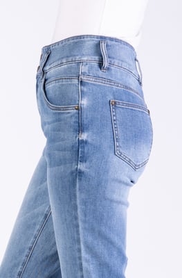 Ayla Damenjeans Blau Straight Fit