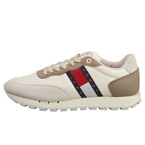 Tommy Jeans Turnschuhe für ihn. Die Turnschuhe sind aus hochwertigem Leder und Textil gefertigt. Der Schuh hat eine EVA-Einlegesohle, die für eine angenehme Dämpfung sorgt.  Marke: Tommy JeansModellname: Leather RunnerKategorie: Herren SneakerMaterialien: Leder und TextilFarbe: beige, grau