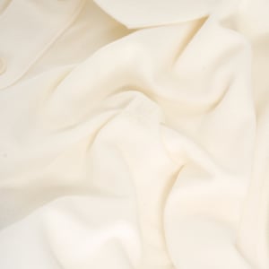 Herren-Poloshirt der Marke Gaastra. Die Polos von Gaastra sind aus Baumwolle und Elastan gefertigt und haben eine enge Passform. Die weiche Baumwolle sorgt für hohen Tragekomfort. Das Elastan sorgt für eine feine Dehnung des Materials.  Marke: GaastraModellname: Royal PoloKategorie: Herren-PoloMaterialien: Baumwolle, ElastanFarbe: weiß