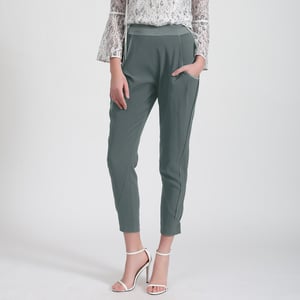 Konisch zulaufende Hose aus Bi-Material