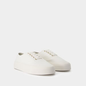 Lace Up Sneakers - Maison Kitsune - Baumwolle - Weiß