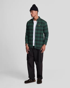 Lyle & Scott � Flanellhemd mit Ton in Ton kariertem Blau