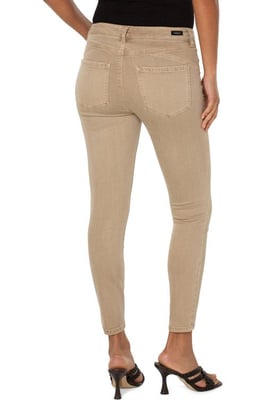 Piper Hugger Single Skinny Jeans in Biscuit Tan