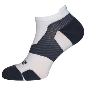 2xu Vectr Light Kissen Herren weiß/grau ohne Showsocken