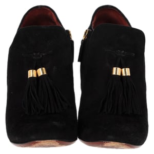 Gucci Mischa Ankle Boots mit Quasten-Detail aus schwarzem Wildleder