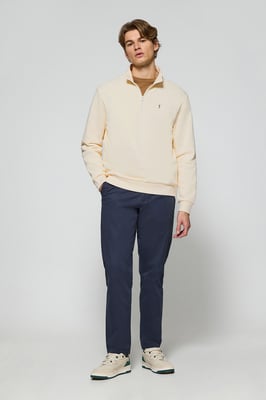 Sweatshirt ecru mit kurzem Reißverschluss und Rigby Go Stickerei