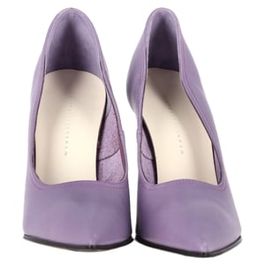 Victoria Beckham Spitzefuß-Pumps aus lila Leder