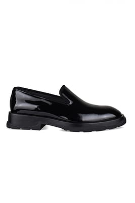 Alexander McQueen Slip-On Tread Mokassins Schwarz