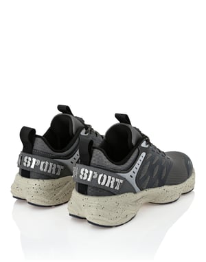 Runner Sneaker Scratch