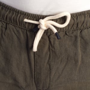 Herren Leinen-Bermudashorts mit Kordelzug HS24MBE09
