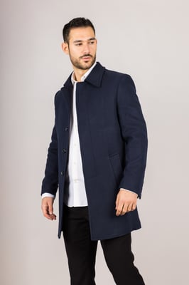 Marineblauer Herrenmantel aus Wollmischung mit klassischem Kragen