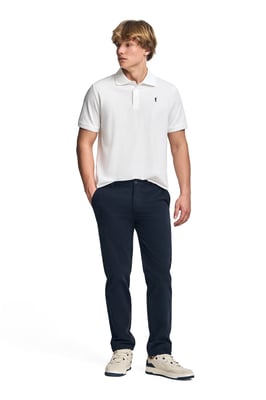 Kurzärmliges Poloshirt weiß mit drei Knöpfen und Rigby Go Logo