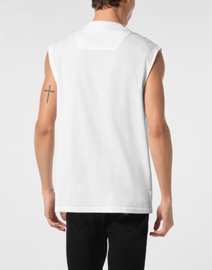 Ärmelloses T-Shirt mit Rundhalsausschnitt