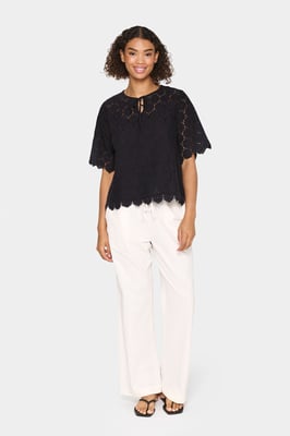 Bluse mit kurzen Ärmeln, lockerer Schnitt black