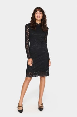 Kleid Fitted black