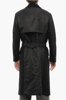 Slim Fit HYBRID Trenchcoat aus doppeltem Stoff mit Gürtel in Schwarz