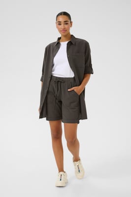 Shorts Regular fit black