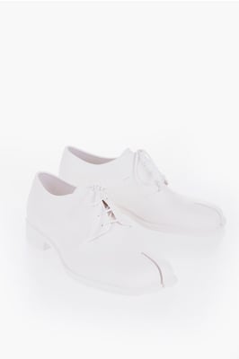 Tabi Derby-Schuhe in Weiß